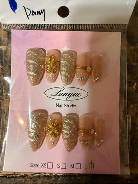 Lanyue Pink & Gold Glitter Press-On Nails